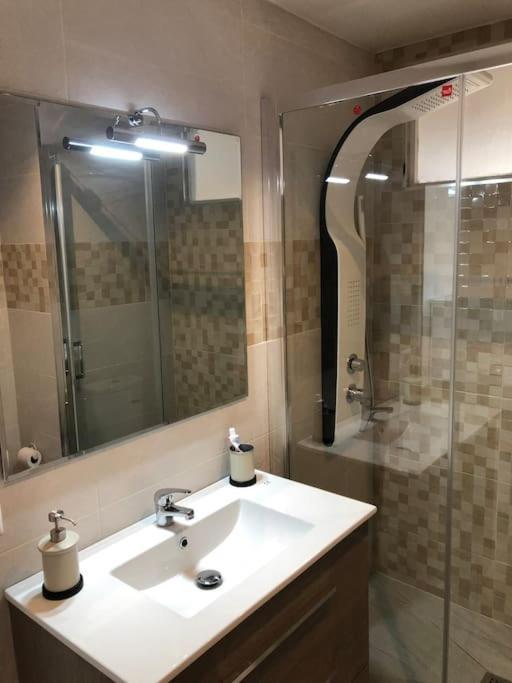 Apartamento Amplio Y Centrico Fuengirola Ngoại thất bức ảnh